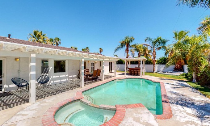 Palm Springs House | Discover El Flamenco: Pet-Friendly Stay with a Pool