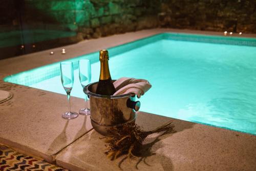 Sant Guim de Freixenet House | Discover El Forn de Freixenet: Spa & Private Pool Retreat