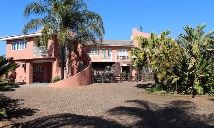 Akasia Bed & Breakfast | Tranquil El Gran Chaparral Guest House with Oceanfront Views