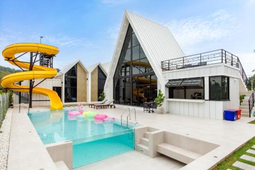 Hua Hin Villa | EL MAR Pool Villa: Oceanfront Retreat with Pet-Friendly Perks