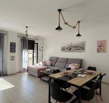 Old Town Baeza Apartment | Family-Friendly Escape at El Mirador de Antonio Machado