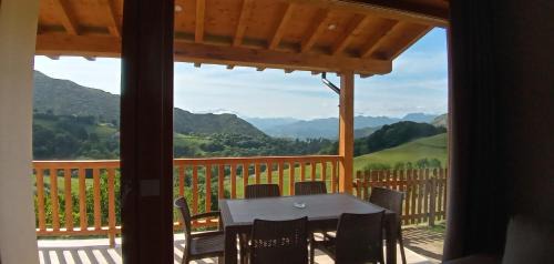 Prado Apartment | Pet-Friendly Retreat at El Mirador de Bodes, Rated 9.7/10