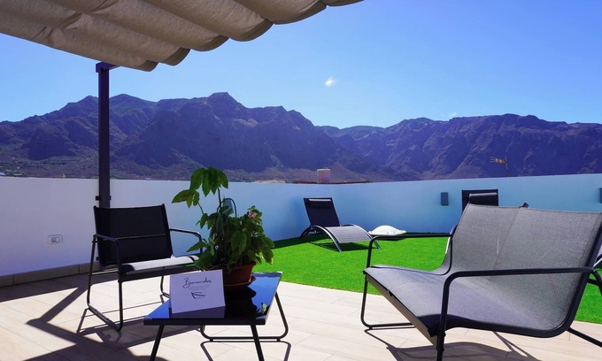 Buenavista del Norte Apartment | Relax at El Miramar, Buenavista with Spa & Breakfast
