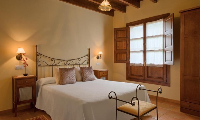 Villaviciosa House | Discover El Molín de Petra: Family-Friendly Retreat
