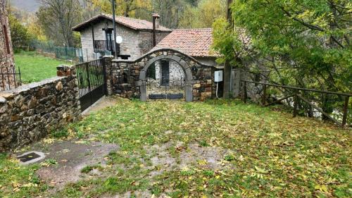 Carmenes House | Discover El Molino de Getino: Family and Pet Friendly Stay