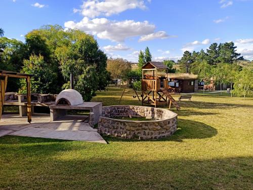 Tandil Hotel | Top-Rated El Montenegrino: Pet-Friendly with Pool & Hot Tub