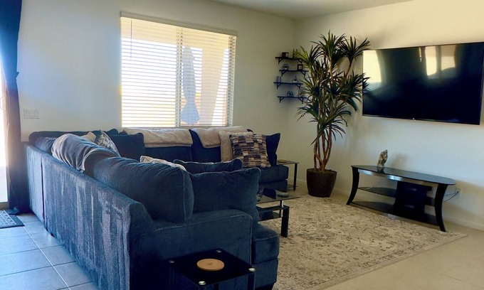 Tucson House | El Olmenda Oasis