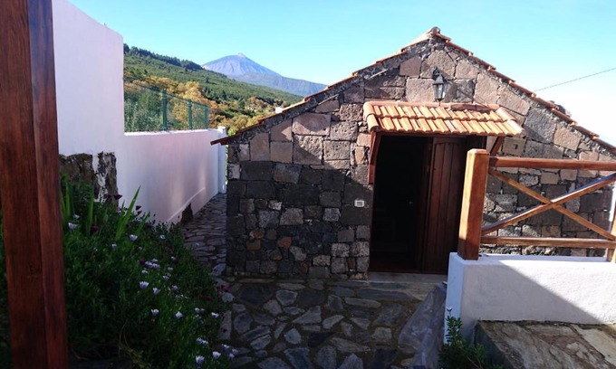 La Orotava House | Family-Friendly Stay at El Pajar de Inés with Breakfast