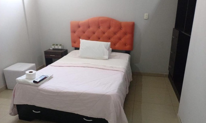 Tupac Amaru Inca House | Discover El Palacio: Your Ideal Budget-Friendly Escape