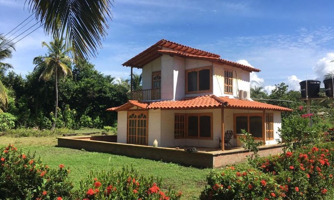 San Bernardo del Viento House | Discover Luna Azul: Pet-Friendly Retreat with Great Reviews