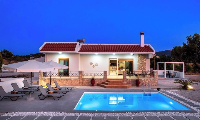 Pastida Villa | Discover El Paradiso: Ocean View with Private Pool