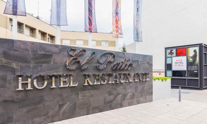 La Almunia de Dona Godina Hotel | Discover El Patio: Family-Friendly Hotel with Top Amenities