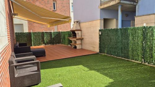 Mogro Apartment | El Pinar de Mogro: Poolside Relaxation & Family Fun