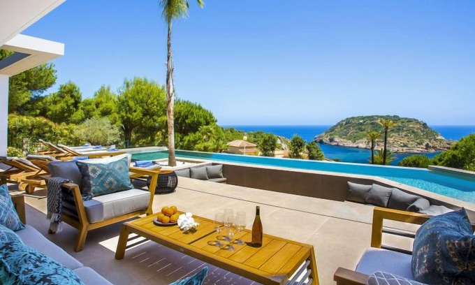 Mar Azul House | Oceanfront El Refugio: 10/10 Rated with Private Pool & Spa