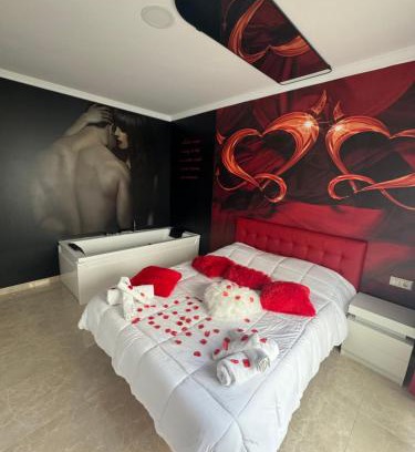 Fuentealbilla Apartment | Experience Romance at El Refugio del Amor - Rated 10/10
