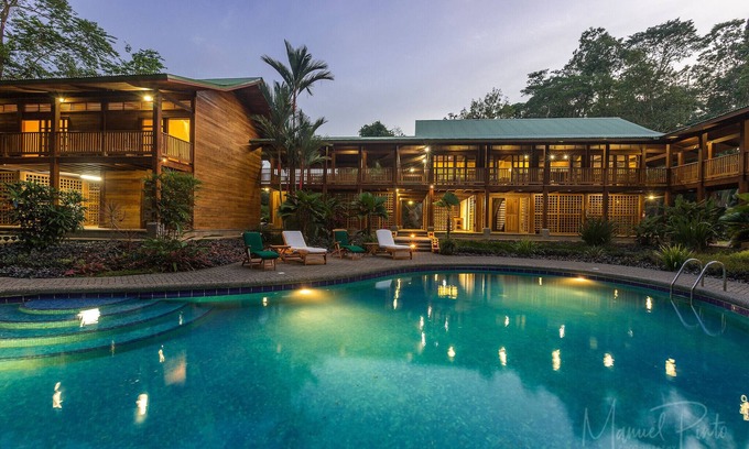 Punta Uva Ski Chalet | Escape to El Refugio: Nature's Premier Hideaway