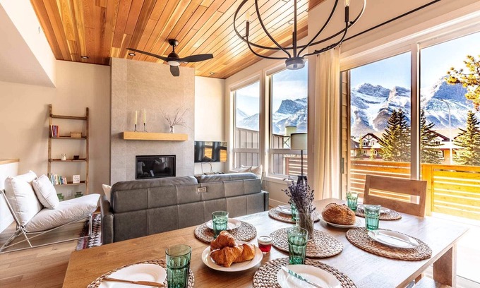 Teepee Town House | El Refugio - Private Townhouse with Breathtaking Views