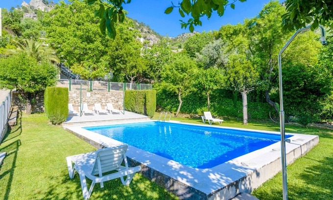 La Iruela Villa | Discover El Rincón de La Iruela: 10/10 Rated Retreat