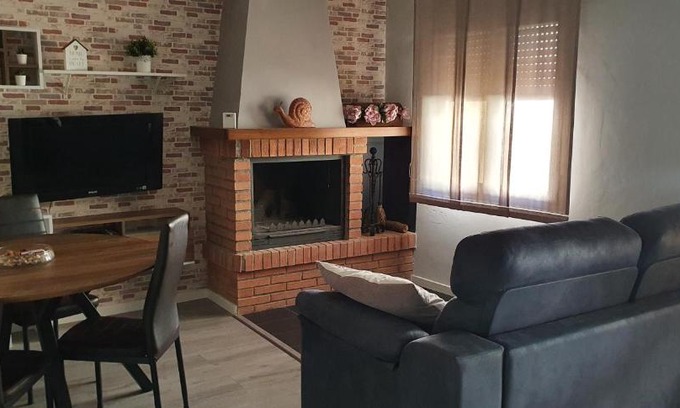 Las Ventas de Santa Lucia Apartment | Discover El Rincón de Celia: Family-Friendly Retreat