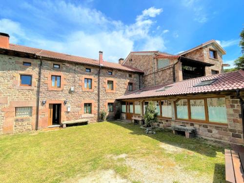 Branosera House | Pet-Friendly El Rincón de Golobar in Brañosera - Rated 9.3