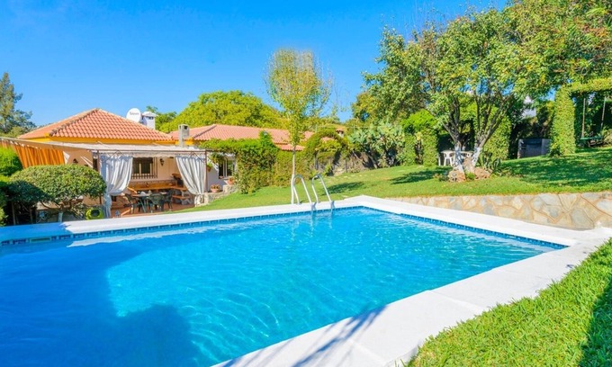 Prado del Rey Villa | Relaxing Retreat at El Rincón de la Abuela María Prado
