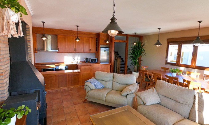 Las Majadas House | Relax at El Rincón de Majadas with Ocean Views & Spa