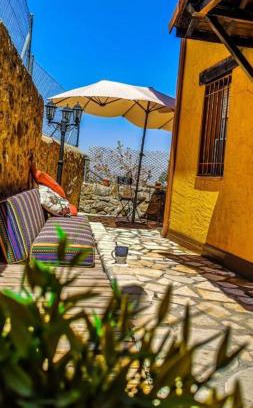 Losana de Piron House | Discover El Rincón de Pirón: Pet-Friendly & Top Rated 9.7/10