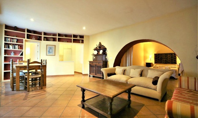 Cazalla De La Sierra House | Discover El Rincón de San Benito: Pet & Child Friendly Stay