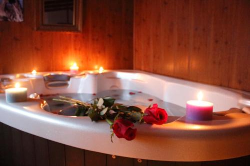 Marjaliza Apartment | Relaxing Retreat at El Rincón de San José with Hot Tub