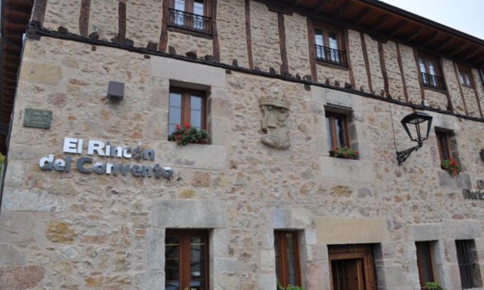 Ona Hotel | Delightful El Rincón Del Convento: Family-Friendly Retreat
