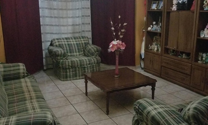 Jose Sixto Verduzco House | Discover El Rincón del Viajero: Family & Pet-Friendly Escape
