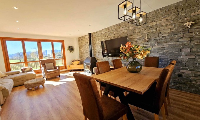 Sorripas House | Discover El Rincón del Pirineo: Terrace with Breathtaking Views