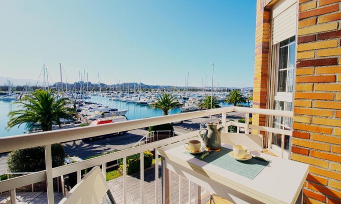 Camargo Apartment | Discover El Rincón del Puerto: Family-Friendly Retreat