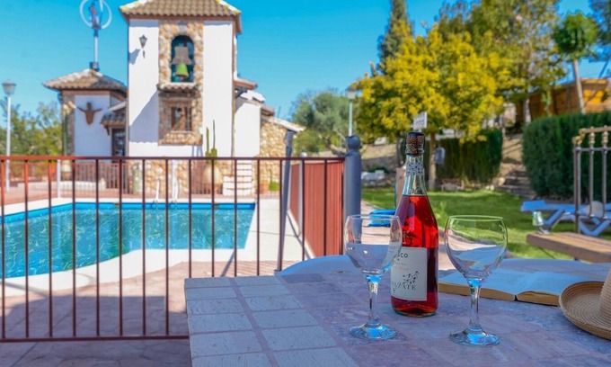Loja Villa | Exceptional El Secanillo Loja: Pool, Spa & Family-Friendly