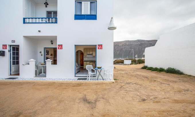 Caleta de Sebo House | Accessible Comfort at El Sombrerito 3 with Great Reviews