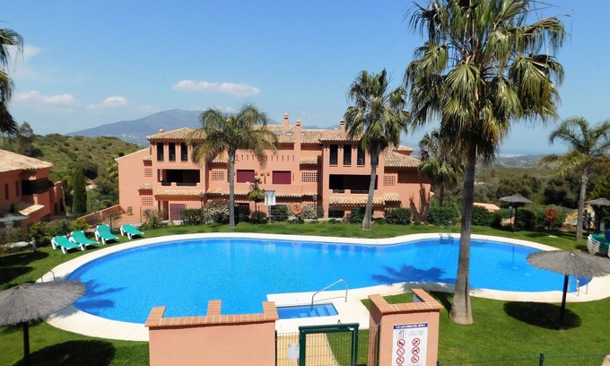 Ojen Apartment | Stunning El Soto de Marbella Penthouse with Ocean Views