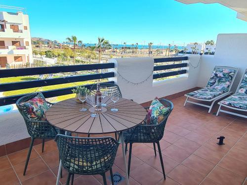 Mar de Pulpi Apartment | Discover El Sueño: Oceanfront Poolside Retreat