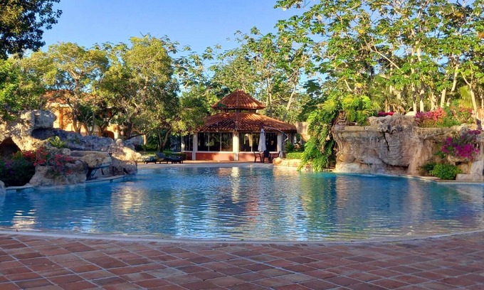 Guayacanes House | Family-Friendly Getaway: 15 Minutes to Airport & Beach