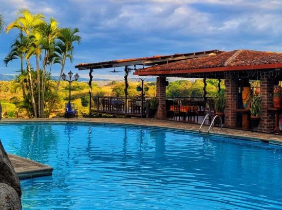 Suchitoto Hotel | El Tejado: Guest Rated 9.4 with Oceanfront Pool Access