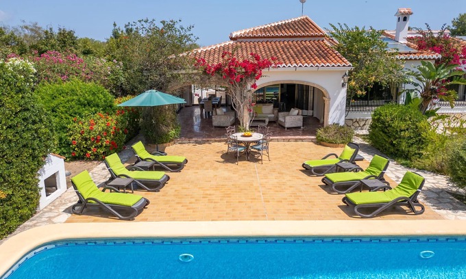 Javea Villa | Unforgettable El Tesorito Javea: Oceanfront Bliss Awaits