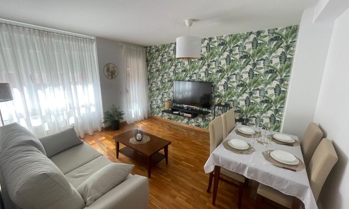 Almazan Apartment | Discover El Valluelo: Family-Friendly Retreat with Top Ratings
