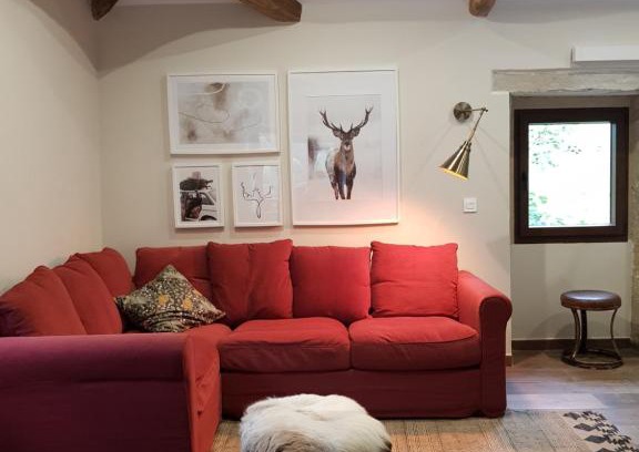Lugo House | Discover El Viejo Molino: Pet & Child Friendly Retreat