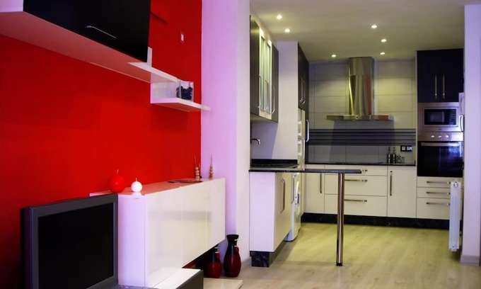Teruel Apartment | El Vinilo: Free Parking & Family-Friendly Comfort Await