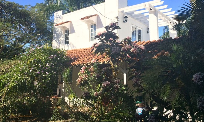 Jimenez House | El Yunque FULLY Solar Powered Rainforest House- 20 Minutes from Airport!