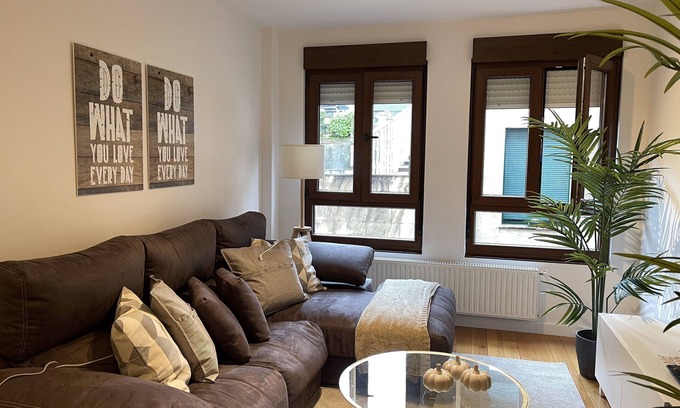 Cangas de Onis Apartment | Top-Rated El Zanjón Apartment with Family-Friendly Amenities