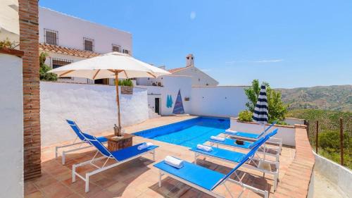 Almachar House | Delightful El Zorro Almáchar: 4-Star Retreat with Pool