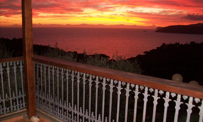 Capoliveri Apartment | ELBA ISLAND VILLA: Panorama, Terrace & Oceanfront Bliss