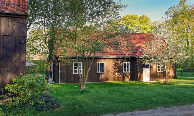Modlich House | Elbeglück: Cozy Holiday House with Ocean View & Fireplace