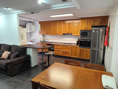 Elche Apartment | Elche stay 1, Amplio con garaje, 3 dormitorios, 2 baños