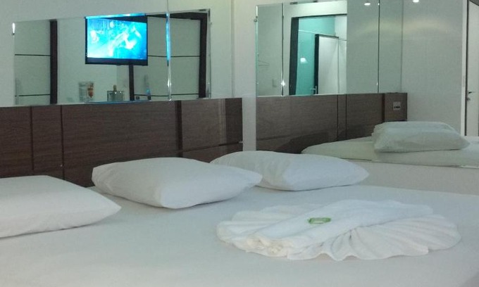 Olho d'Agua Hotel | Cozy Retreat at Ele e Ela Motel - Adult Only Oasis